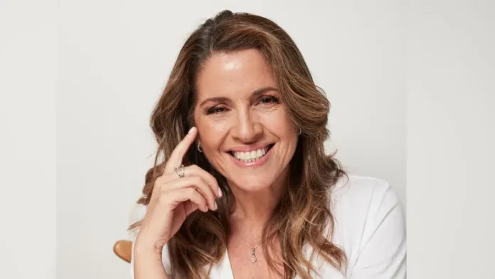 Monserrat Álvarez se une a TVN Monserrat Álvarez se une a TVN