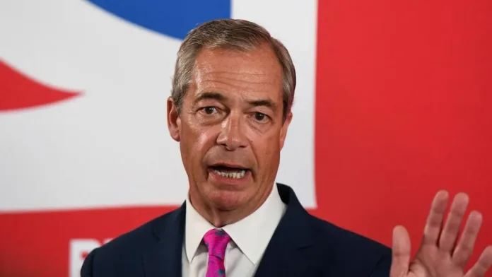 Elon Musk retira su apoyo a Nigel Farage: "No tiene lo que hace falta". Elon Musk retira su apoyo a Nigel Farage: "No tiene lo que hace falta".