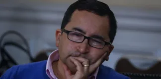 El Diputado Félix González lanza su candidatura presidencial por el Partido Ecologista Verde.