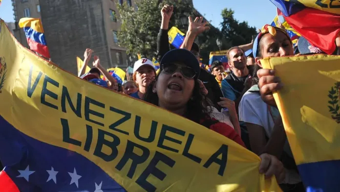 Boric condena la detención de Machado y califica al régimen de Maduro como dictatorial. Boric condena la detención de Machado y califica al régimen de Maduro como dictatorial.