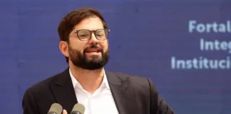 Presidente Boric convoca a sesión extraordinaria sobre reforma de pensiones.