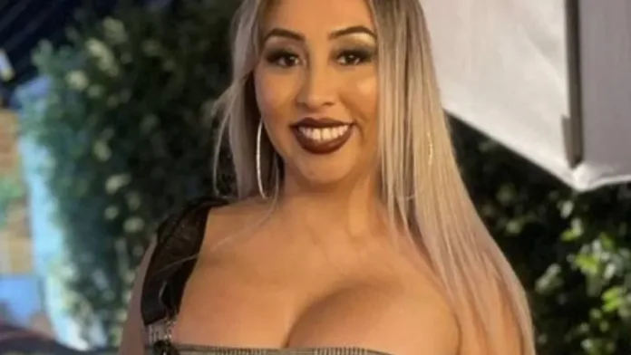 Celebridades confirmadas para la gala de Naya Fácil: de Anita Alvarado a Ignacia Michelson. Celebridades confirmadas para la gala de Naya Fácil: de Anita Alvarado a Ignacia Michelson.