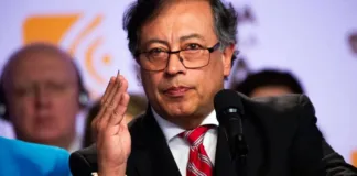 Colombia rechaza aviones de EE. UU. con deportados
