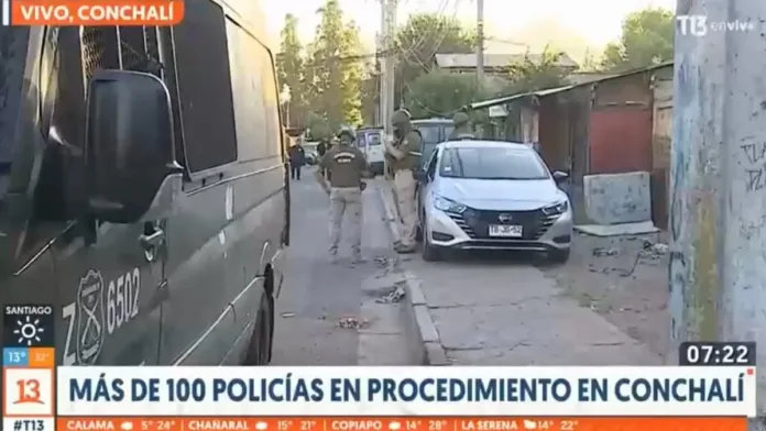 Megaoperativo en Conchalí: Carabineros y PDI desmantelan banda vinculada a homicidios. Megaoperativo en Conchalí: Carabineros y PDI desmantelan banda vinculada a homicidios.