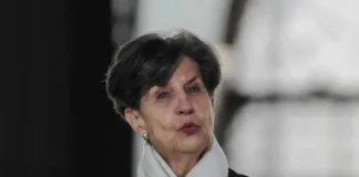 El TC admite los requerimientos para destituir a la senadora Isabel Allende.