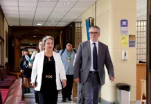 Jara defiende la reforma de pensiones y pide calma ante críticas empresariales.