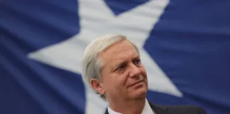 José Antonio Kast se une a Eduardo Artés como candidato presidencial 2025.