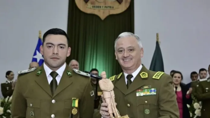 El carabinero más mateo: promedio 6.93 y beca para ser Oficial. ¡Un gran logro! El carabinero más mateo: promedio 6.93 y beca para ser Oficial. ¡Un gran logro!