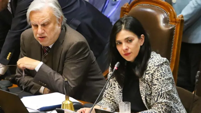 Cámara lista para sesionar el viernes y sábado sobre reforma de pensiones. Cámara lista para sesionar el viernes y sábado sobre reforma de pensiones.
