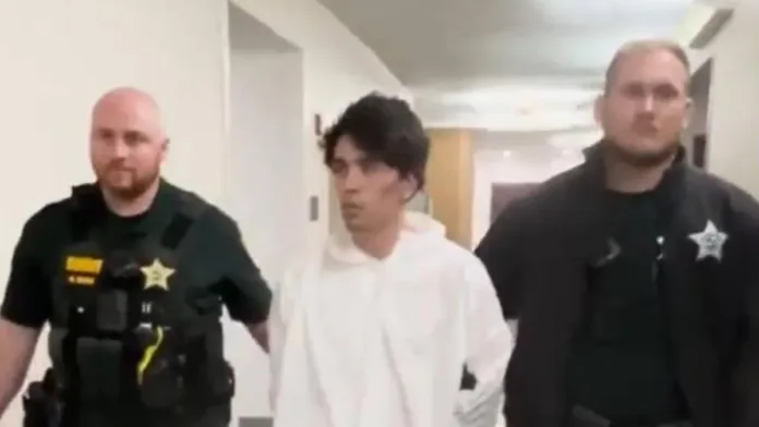 Detenido en EE. UU. un chileno por asesinato con un extintor. Conoce su historia. Detenido en EE. UU. un chileno por asesinato con un extintor. Conoce su historia.