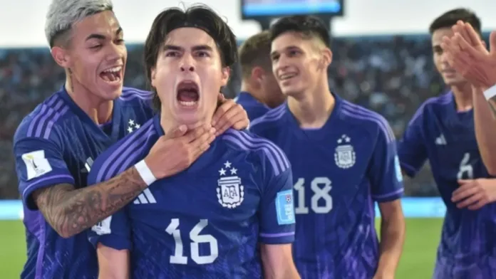 La estrella argentina en riesgo de no jugar el Mundial 2026 por reglamentación FIFA. La estrella argentina en riesgo de no jugar el Mundial 2026 por reglamentación FIFA.