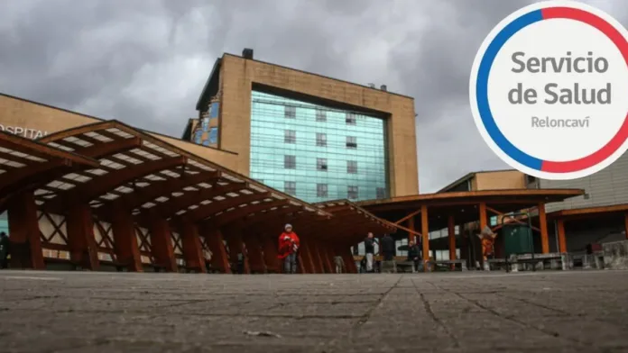 Protestas exigen la renuncia de la directora del Servicio de Salud Reloncaví. Protestas exigen la renuncia de la directora del Servicio de Salud Reloncaví.