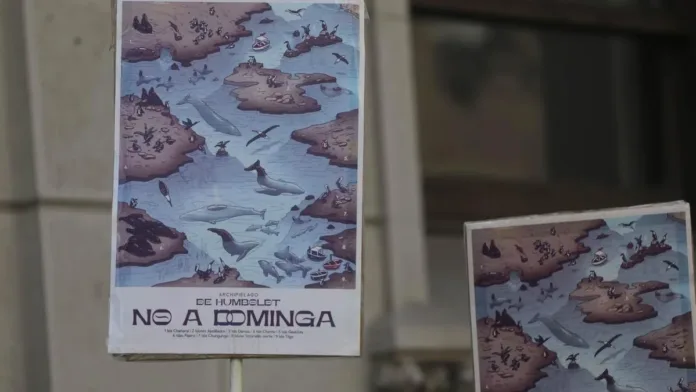 El Comité de Ministros rechazó unánimemente el Proyecto Dominga, citando preocupaciones sobre biodiversidad y un plan de contingencia insuficiente. El Comité de Ministros rechazó unánimemente el Proyecto Dominga, citando preocupaciones sobre biodiversidad y un plan de contingencia insuficiente.