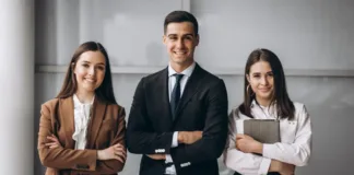 Oportunidades laborales en ministerios: sueldos de hasta $1