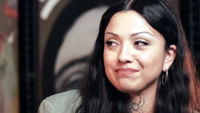 Mon Laferte comparte su proceso creativo en "Autopoiética" y su amor por la colaboración. Mon Laferte comparte su proceso creativo en "Autopoiética" y su amor por la colaboración.