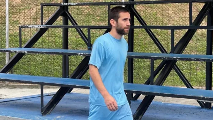 Bullrich responde con firmeza a las imágenes del gendarme argentino detenido. Bullrich responde con firmeza a las imágenes del gendarme argentino detenido.