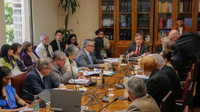 Reforma de pensiones: Senado establece cronograma de votación para la próxima semana. Reforma de pensiones: Senado establece cronograma de votación para la próxima semana.