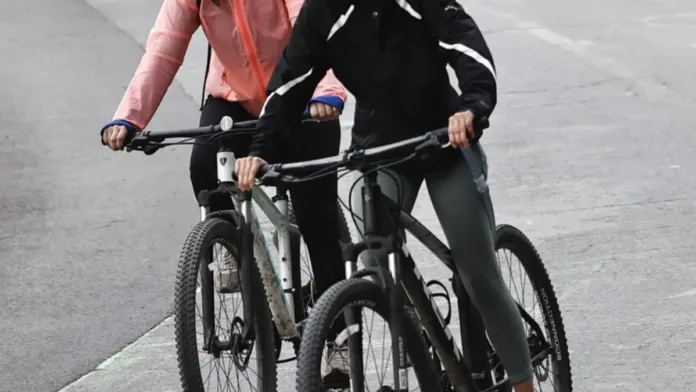 Club de ciclismo Los Ángeles exige más seguridad tras atropello de gerente CMPC. Club de ciclismo Los Ángeles exige más seguridad tras atropello de gerente CMPC.