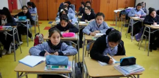 Calendario Escolar 2025 en Chile: fechas clave y vacaciones por región.