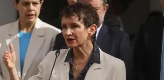 Ministra Tohá lamenta la muerte de carabinero en La Moneda