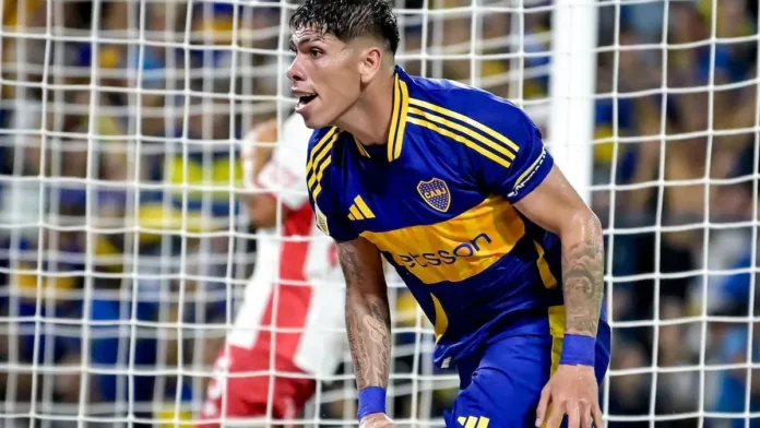 Carlos Palacios celebra su primer gol en Boca Juniors Carlos Palacios celebra su primer gol en Boca Juniors