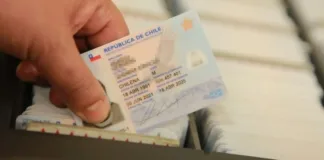Chile presenta su nuevo carnet de identidad digital con innovadoras medidas de seguridad.