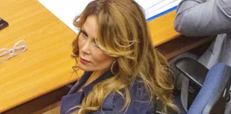 Cathy Barriga aclara el origen del pago por la niñera: fondos personales.