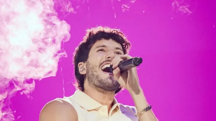 Sebastián Yatra anuncia su regreso a Viña con la tercera noche reprogramada. Sebastián Yatra anuncia su regreso a Viña con la tercera noche reprogramada.