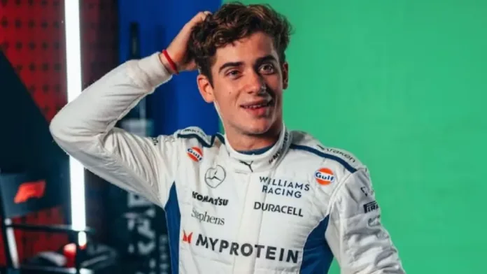 Franco Colapinto deslumbra en el deporte: ¡de piloto a estrella en el fútbol! Franco Colapinto deslumbra en el deporte: ¡de piloto a estrella en el fútbol!
