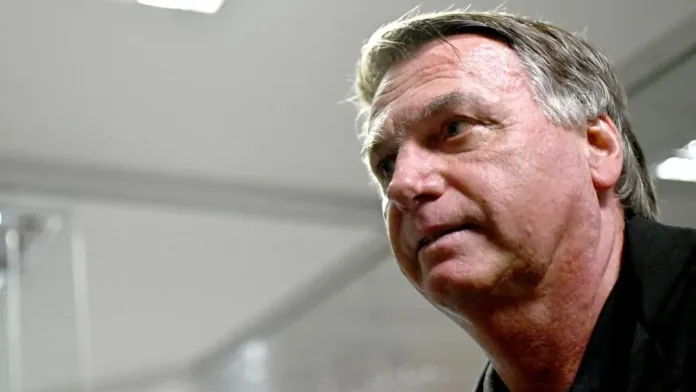 Bolsonaro acusado de planear envenenar a Lula para perpetuarse en el poder. Bolsonaro acusado de planear envenenar a Lula para perpetuarse en el poder.