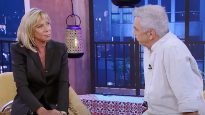 Raquel Argandoña confronta a José Miguel Viñuela sobre su nuevo proyecto en Canal 13. Raquel Argandoña confronta a José Miguel Viñuela sobre su nuevo proyecto en Canal 13.