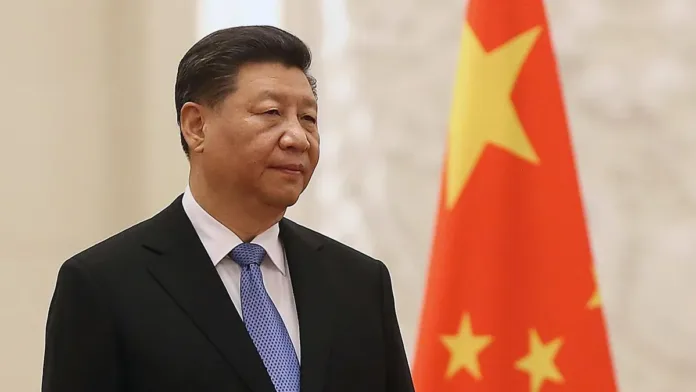 China responde a aranceles de Trump y exige abordar el problema del fentanilo. China responde a aranceles de Trump y exige abordar el problema del fentanilo.