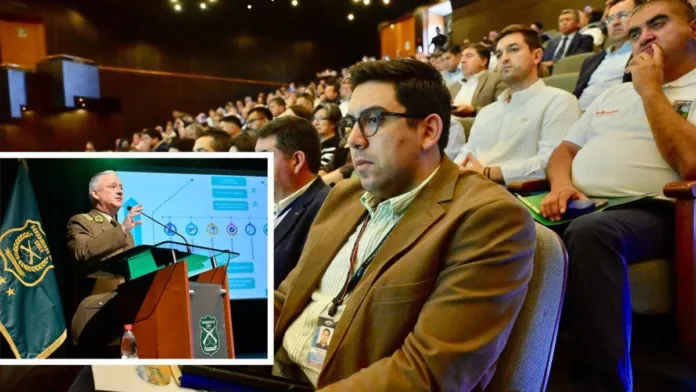 Carabineros y directores de seguridad municipal colaboran en jornada de trabajo. Carabineros y directores de seguridad municipal colaboran en jornada de trabajo.