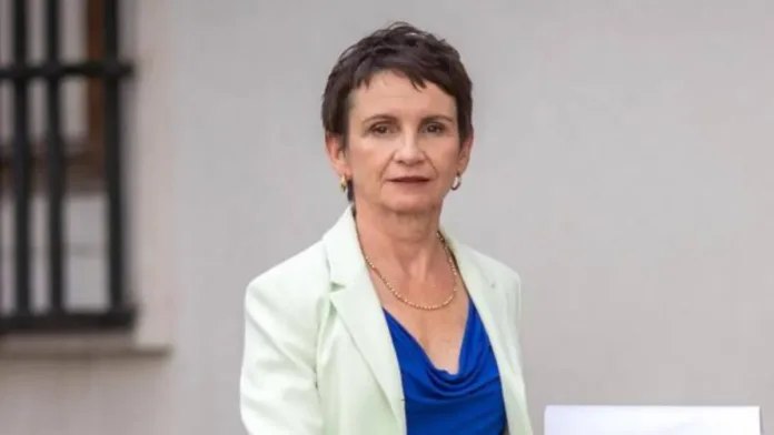 Carolina Tohá reflexiona sobre la pena de muerte en "Humo". Carolina Tohá reflexiona sobre la pena de muerte en "Humo".
