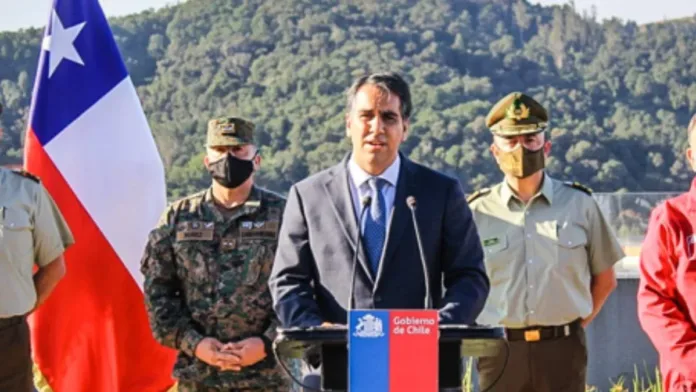 Pablo Urquízar se ofrece a colaborar tras rechazo de incautación de su celular. Pablo Urquízar se ofrece a colaborar tras rechazo de incautación de su celular.