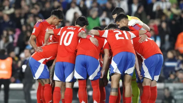 Chile y Ecuador se enfrentan en las Eliminatorias 2026. ¡No te lo pierdas! Chile y Ecuador se enfrentan en las Eliminatorias 2026. ¡No te lo pierdas!
