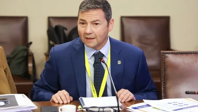 Caso Convenios: 41 imputados y $65 mil millones en investigación por la Fiscalía. Caso Convenios: 41 imputados y $65 mil millones en investigación por la Fiscalía.