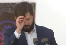 La Fiscalía cita al presidente Boric por la fallida compra de la casa de Allende.