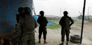 Masacre en Ecuador: al menos 22 muertos por enfrentamientos entre bandas criminales.