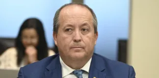 El Estado de Derecho en la mira: filtraciones entre Cariola y Hassler generan controversia.