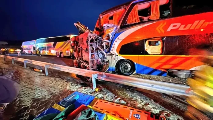 El subsecretario de Transportes explica el trágico accidente de buses en Coquimbo. El subsecretario de Transportes explica el trágico accidente de buses en Coquimbo.