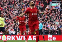 Liverpool supera al Southampton en 10 minutos y sigue firme en la cima de la Premier.