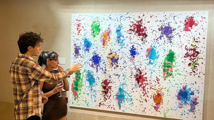 Mariano Molina: el artista que brilla en el anonimato de la multitud. Mariano Molina: el artista que brilla en el anonimato de la multitud.