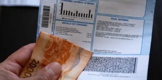 SERNAC y Enel compensan a 800 mil hogares con $17.000 millones por cortes de luz.