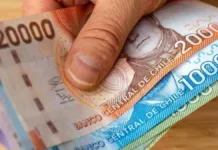Descubre los requisitos para acceder al bono mensual por desempleo en Chile.