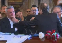 Luis Jara y Aníbal Mosa: un tenso encuentro en el funeral de Tommy Rey.