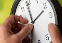 Cambio de hora en Chile: ajusta tu reloj este 5 de abril para el horario de invierno.