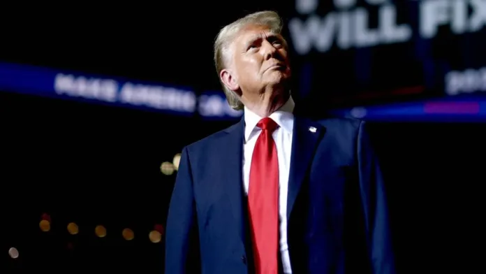 Científicos protestan contra la censura y despidos ideológicos en la era Trump. Científicos protestan contra la censura y despidos ideológicos en la era Trump.