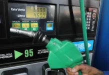 Análisis semanal de la baja en precios de combustibles en Chile.