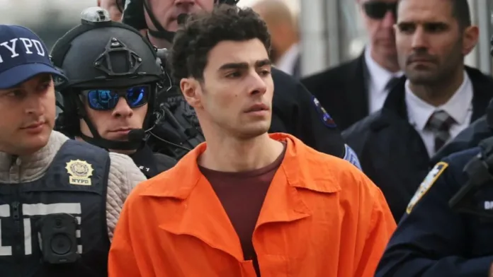 El fiscal general pide pena de muerte para Luigi Mangione por asesinato premeditado. El fiscal general pide pena de muerte para Luigi Mangione por asesinato premeditado.